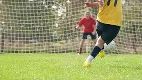 杜海涛迎接沈梦辰返京，车上共绘爱心显感情和睦