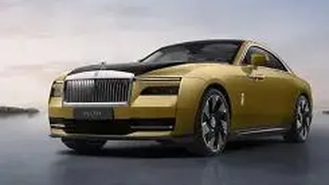 C视频：2025泸州巨星演唱会盛大开唱，万人共享欢乐时光