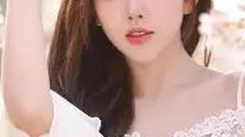 “20年NBA中国赛经典回顾：姚明麦迪至丁彦雨航、詹姆斯戴维斯等球星精彩瞬间”